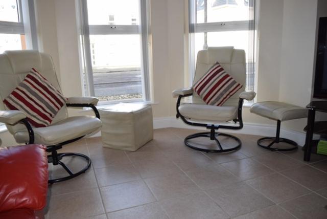 46 West Strand Avenue Portrush Extérieur photo