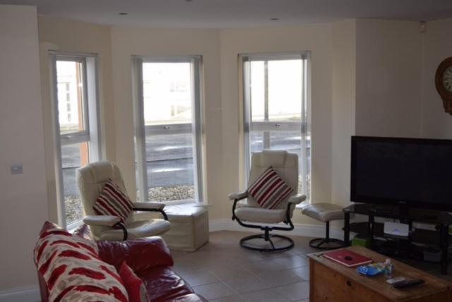 46 West Strand Avenue Portrush Extérieur photo